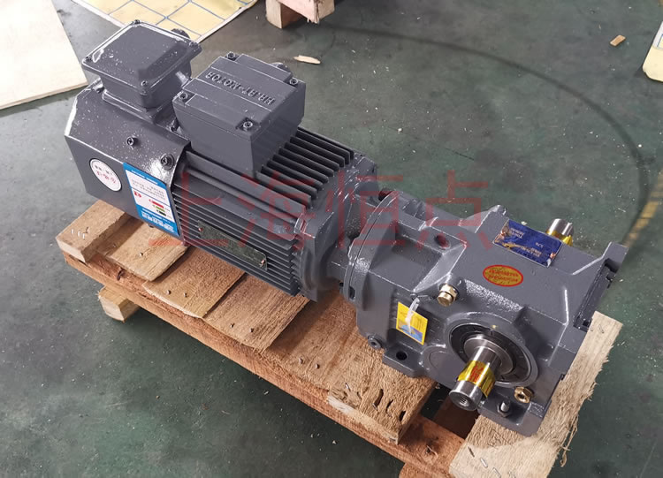 K37系列減速機輸入配變頻電機，輸出雙軸A+B 實物照片